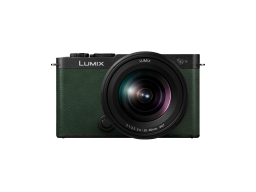 LUMIX DC-S9KE-G Full-Frame kompakt fényképezőgép váz és S-R2060 optika - olivazöld
