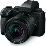 LUMIX DC-S5M2XKE FullFrame,4K fényképezőgép váz + R2060