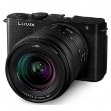 LUMIX DC-S9KE-K Full-Frame kompakt fényképezőgép váz és S-R2060 optika - koromfekete