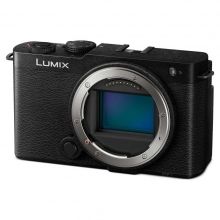 LUMIX DC-S9E-K Full-Frame kompakt fényképezőgép váz - koromfekete